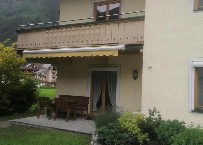 Eberharter Apartment *